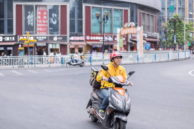 今天之后，所有人提起重庆，都会说66666