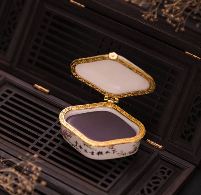 韩国美妆博主pony推荐美容仪,韩国美妆达人pony近期美照合集