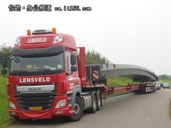 又是3D打印桥，不过这次在荷兰，也能通行自行车了