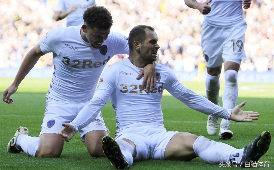 鲁尼夺冠全过程,鲁尼绝平斯托克顿