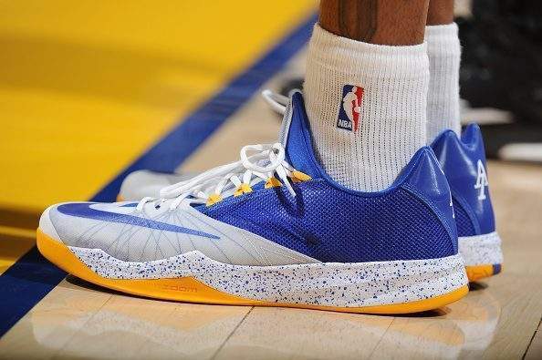 盘点近十年fmvp,近十年fmvp上脚球鞋