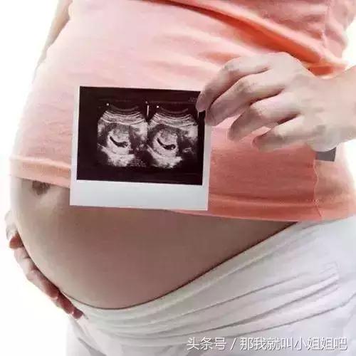 胎儿头偏大腿偏小是怎么回事,胎儿头偏大身子偏小是什么原因