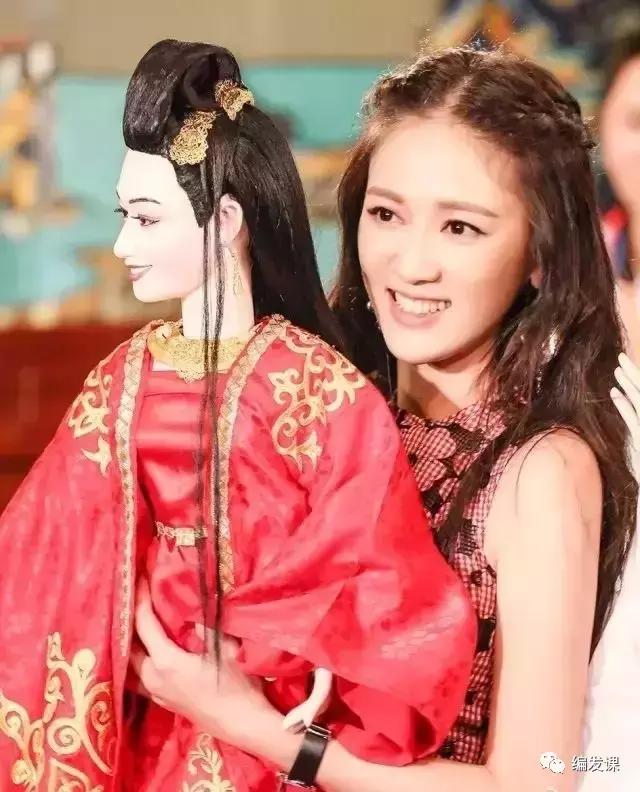 公主头的编发教程简单又漂亮,公主头怎么编发简单又漂亮