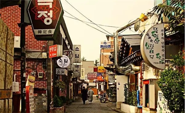 情侣蜜月旅游景点推荐,适合情侣蜜月国内旅游的地方