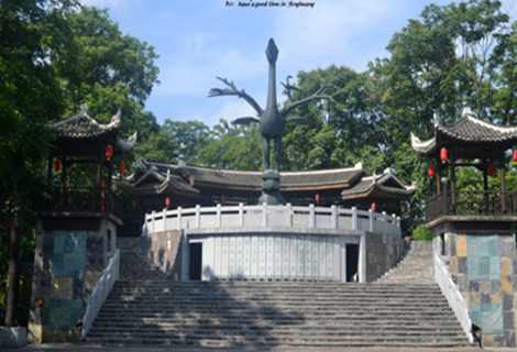 凤凰城沱江泛舟票价,悠然泛舟