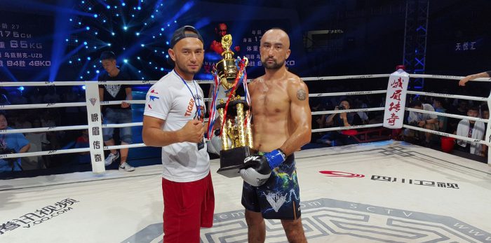 李小龙泰森播求谁厉害,泰森统治力