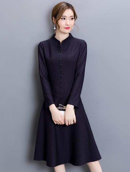 时髦洋气25到30岁气质连衣裙雪纺,气质百搭雪纺波点中长款连衣裙