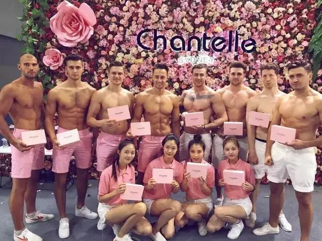 看一眼就爱上你,看一眼就爱上了是什么原因