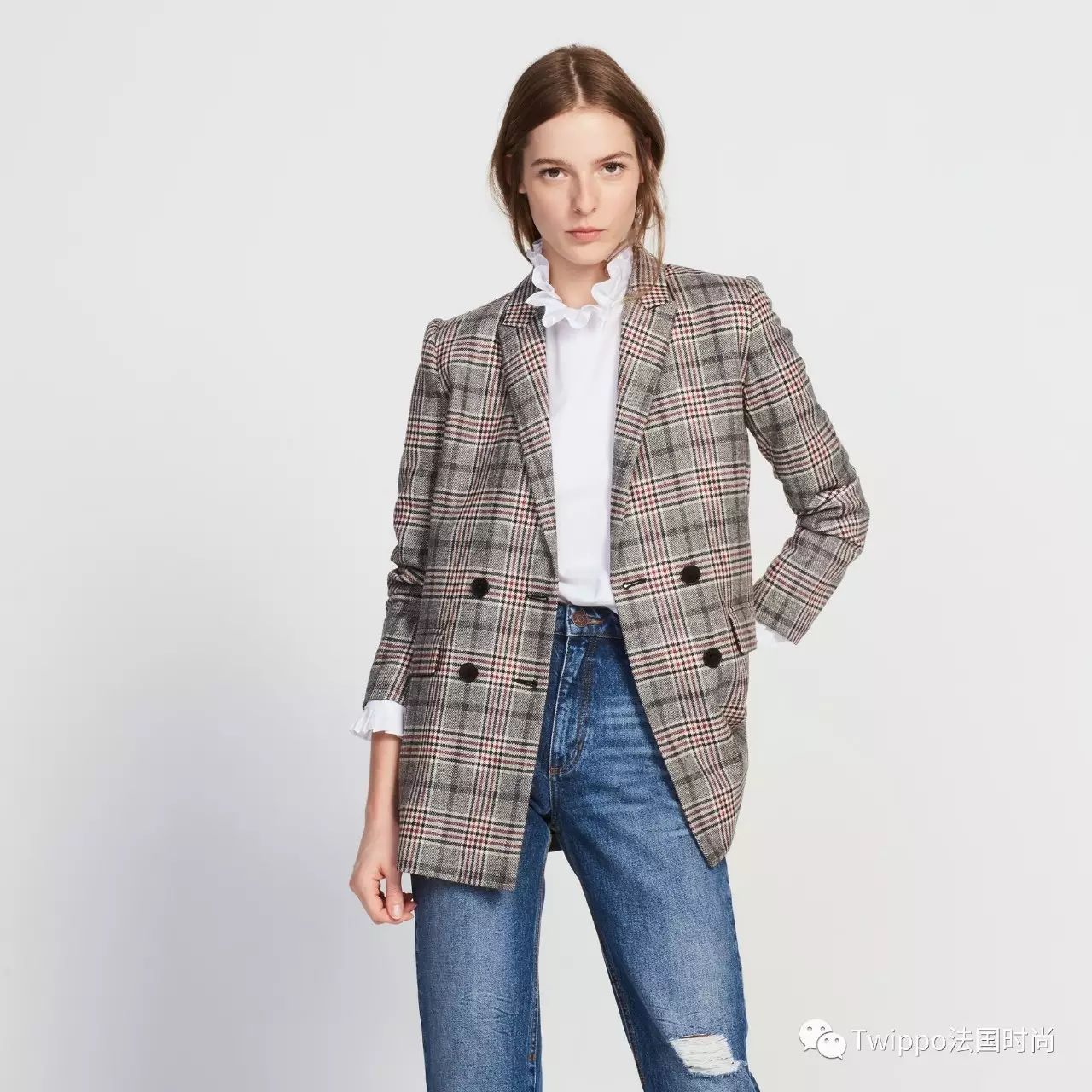 今年流行格纹西装还是纯色的,复古西装格纹西装哪个好看