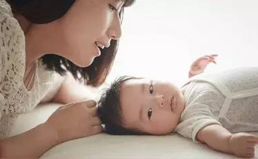 宝宝长牙睡不好觉吃什么,宝宝长牙会影响食欲和睡眠吗