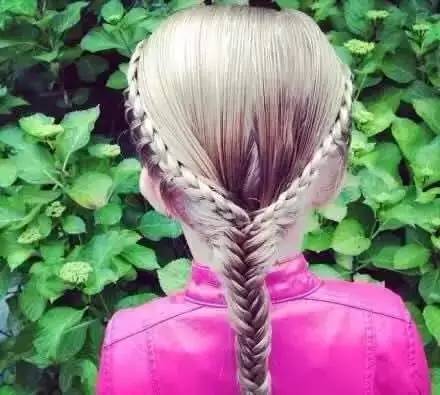 宝妈儿童编发之个性马尾辫编法,超级简单的儿童编发