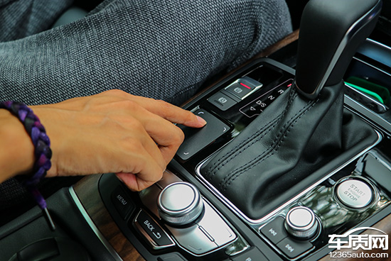 2018款奥迪a6l深度测评,2017款奥迪a6l配置参数表