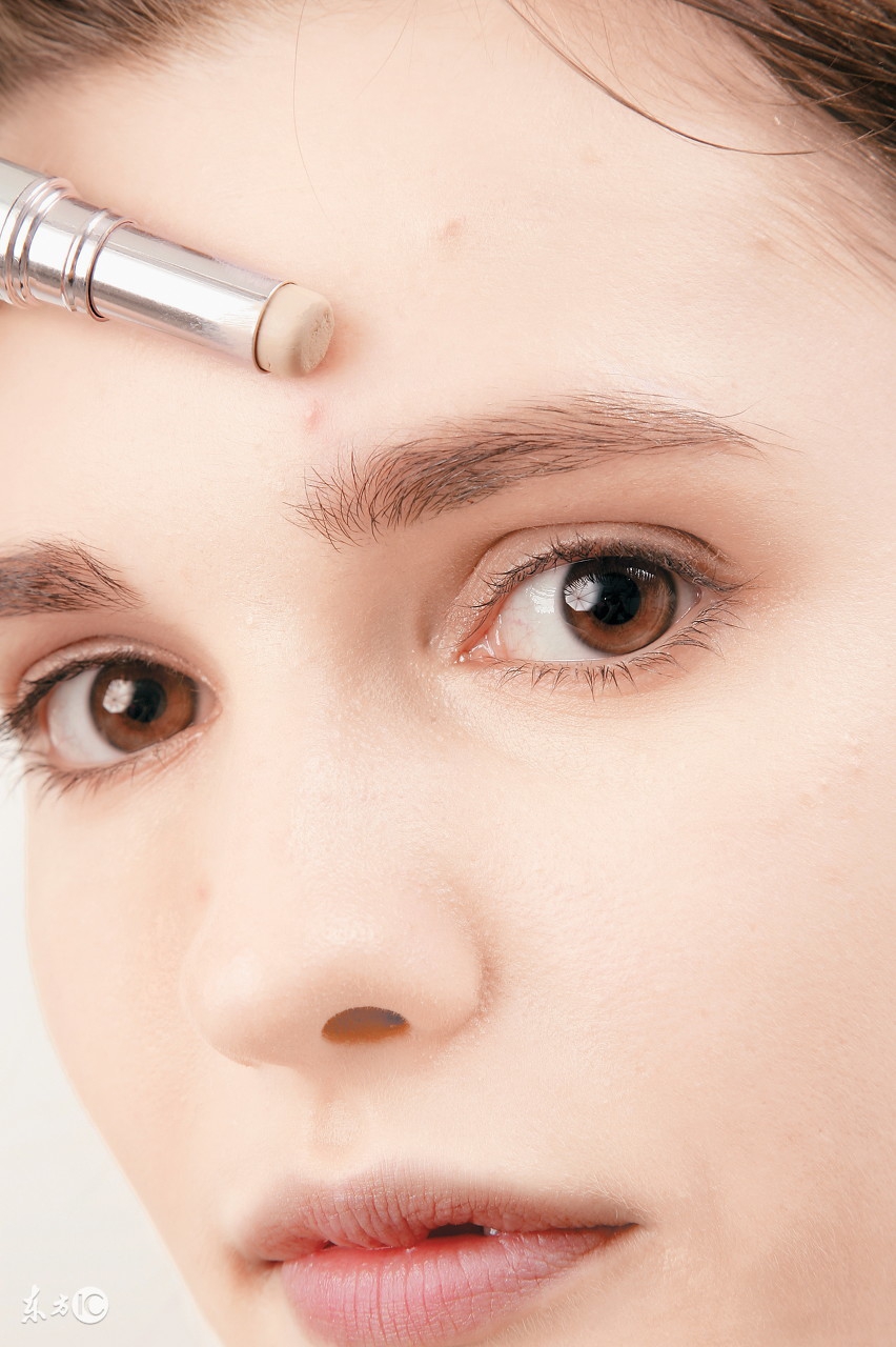 下巴和脸颊两腮长痘中医怎么调理,脸颊两边反复长痘怎么解决老中医