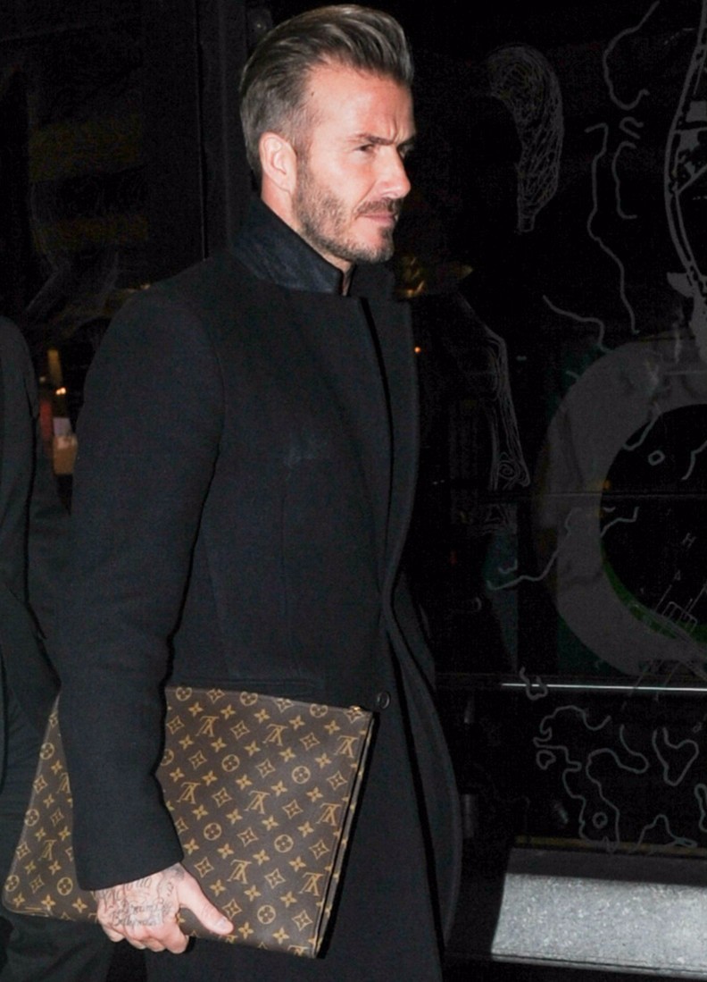 lv品牌宠物用品有哪些,如果你入门奢侈品就买lv