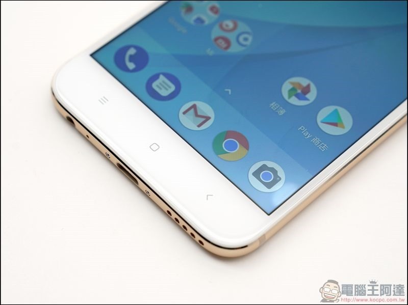 小米A1开箱评测:首款搭载AndroidOne系统的小米手机