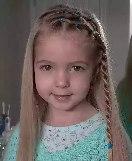 宝妈儿童编发之个性马尾辫编法,超级简单的儿童编发