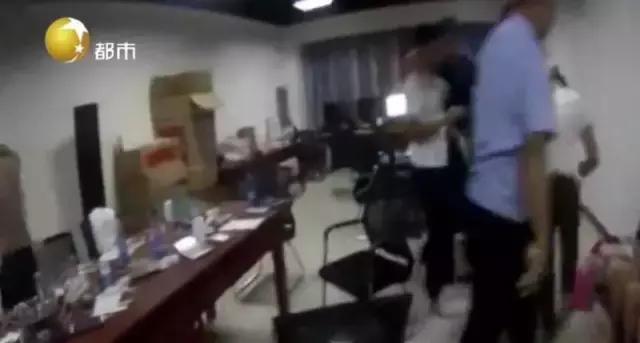 微信群里抢红包被别人领取,发群里的红包被人抢了又后悔了