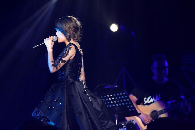 庄心妍线上演唱会slogan,庄心妍sawthelight发布会