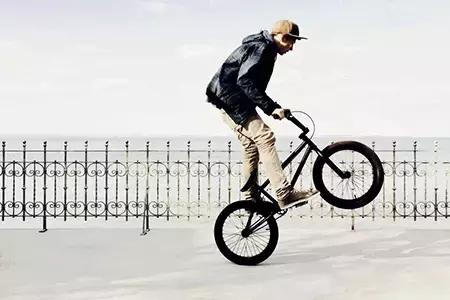 独特的骑行方式,各种骑行方式