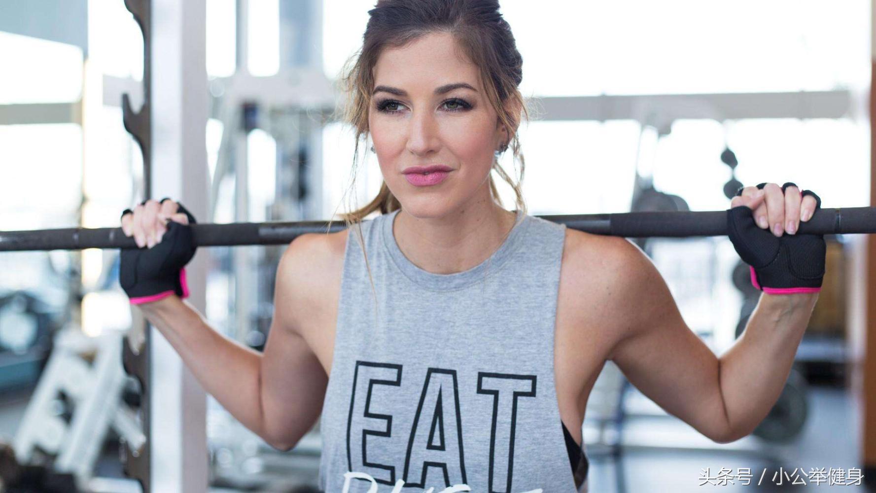 健身长期喝4升水对身体有害吗,健身每天喝3瓶啤酒还有用吗