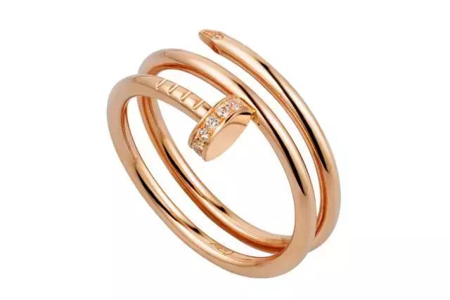 关晓彤穿的鞋子一般都是哪里买的,关晓彤名牌鞋