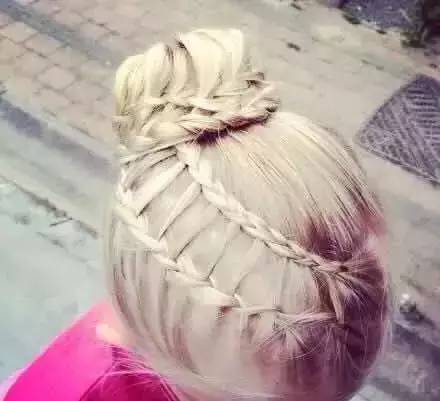 宝妈儿童编发之个性马尾辫编法,超级简单的儿童编发