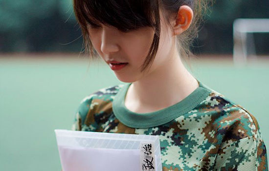 军训后脖子晒黑如何美白,军训晒黑怎样迅速美白