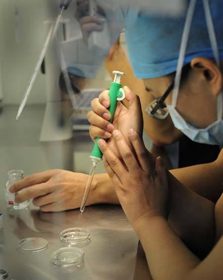 女性做试管婴儿全过程,女人做试管婴儿痛苦电视剧