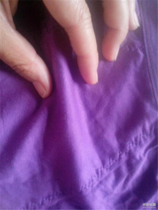 衣服最舒服的纯棉面料是哪种,怎么判断纯棉的面料衣服