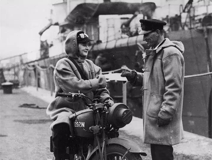 80年代军事风英伦雅痞风格男装,十大经典军装男装