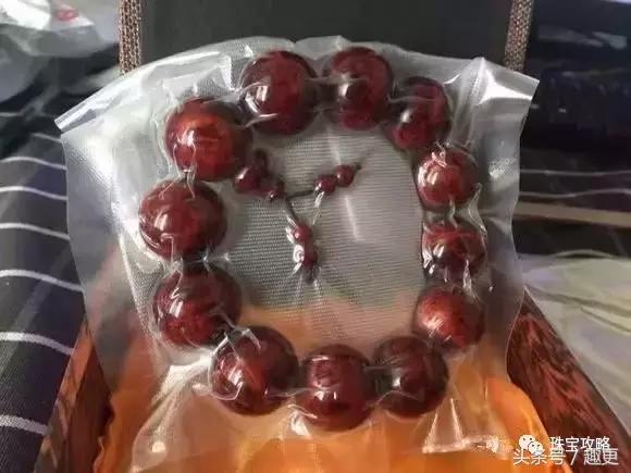 小叶紫檀盘玩放密封袋吗,小叶紫檀手串自然放置还是密封
