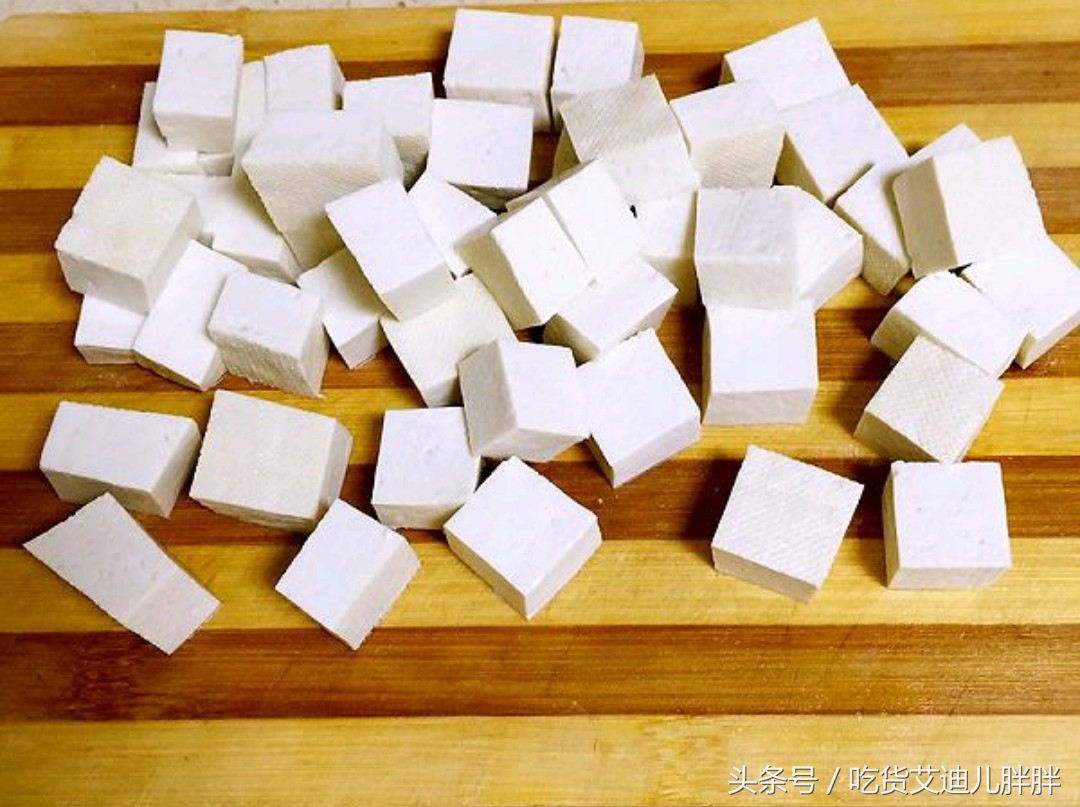 自制版快手菜——麻婆豆腐（既下饭又解馋）