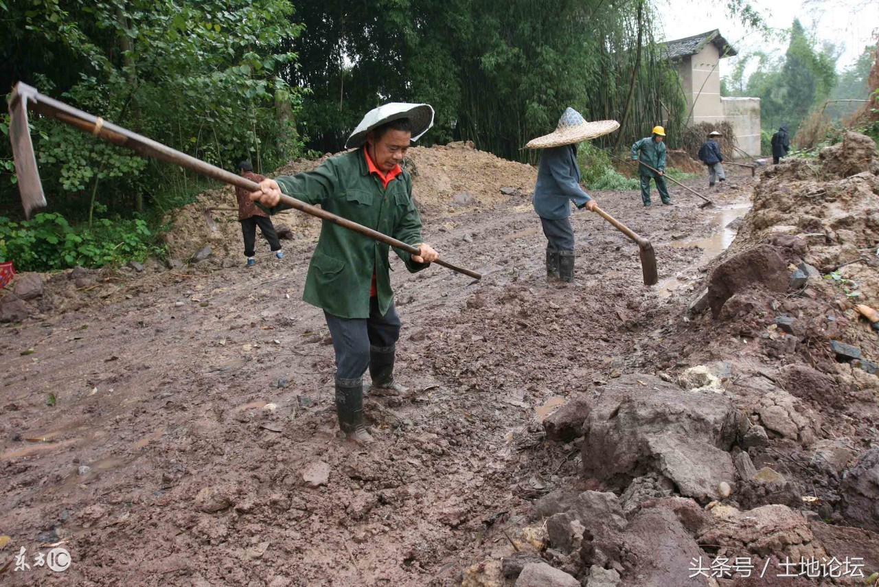 农民田地被修路征用如何补偿,农田征收修路补偿标准2020多少钱