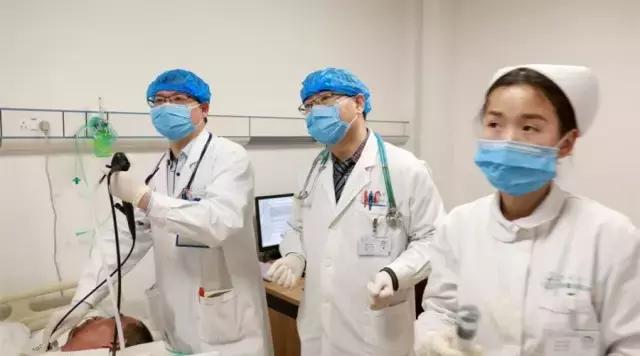 内科医生肖建,医生肖建