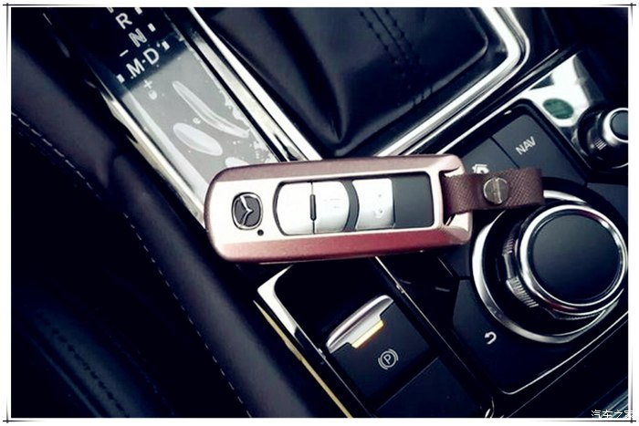 2017马自达阿特兹有几款颜色,2017款阿特兹时尚版和豪华版区别