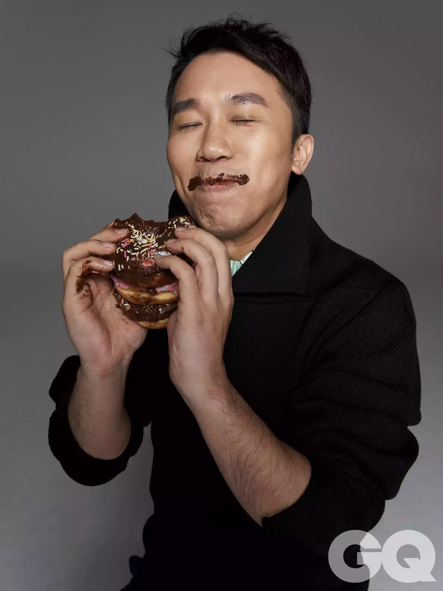 哈哈哈哈哈哈哈……严肃点儿！