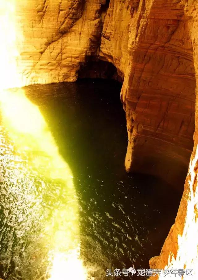 洛阳龙潭大峡谷简介,龙潭大峡谷是天下奇峡