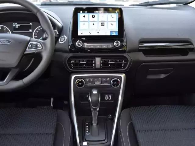 1.5三缸福特翼搏,福特翼搏三缸与四缸有何区别