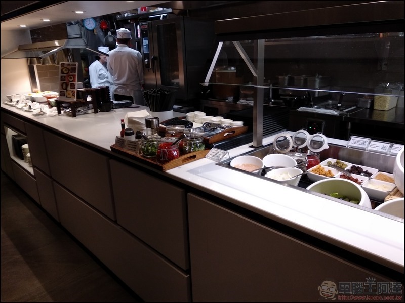 小米A1开箱评测:首款搭载AndroidOne系统的小米手机