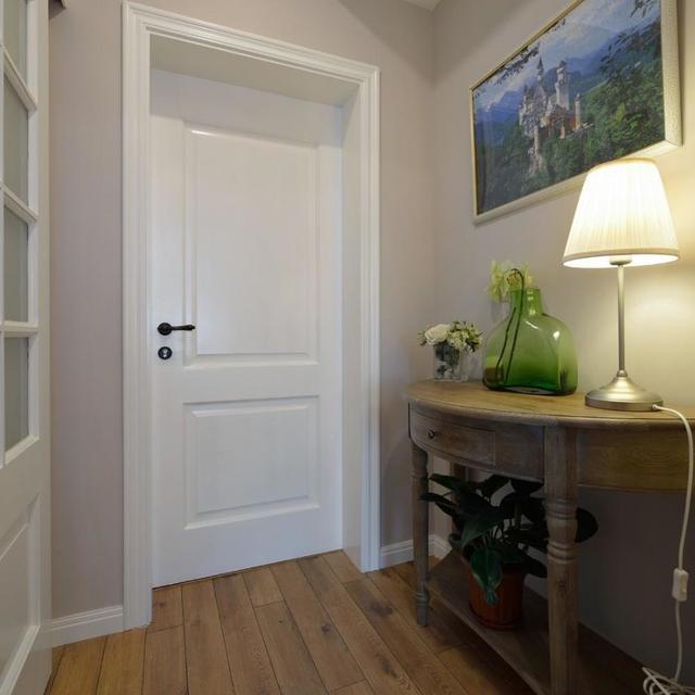 家里门吸坏了,房间门门吸装上面好吗