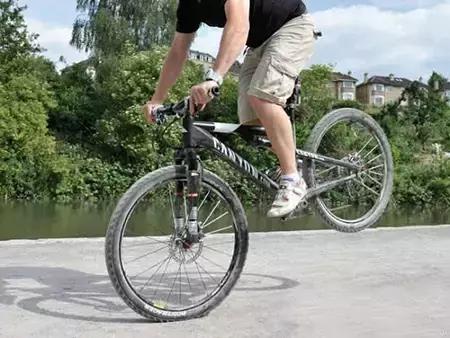 独特的骑行方式,各种骑行方式