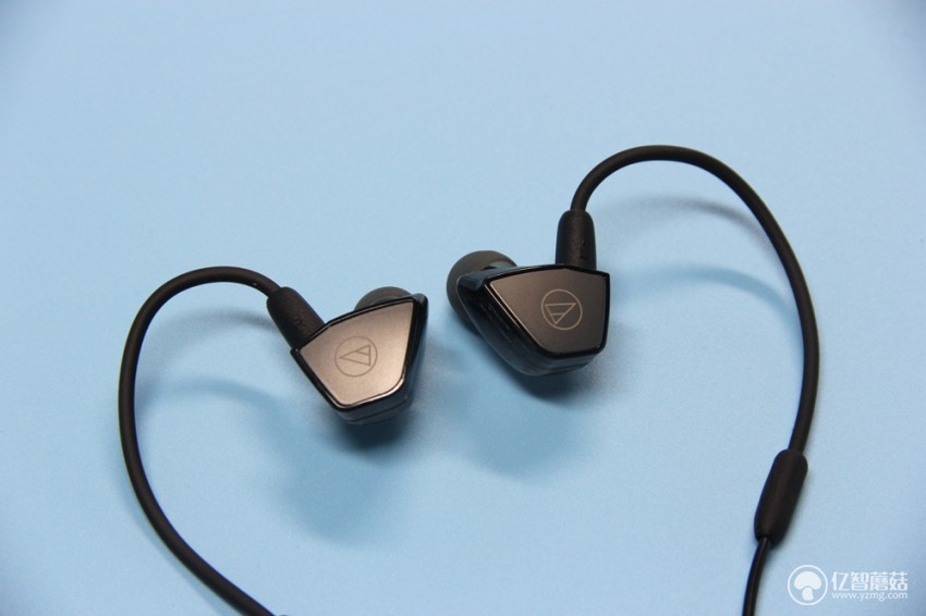 铁三角ath-eq300is评测,铁三角ath-ls200is和300is区别