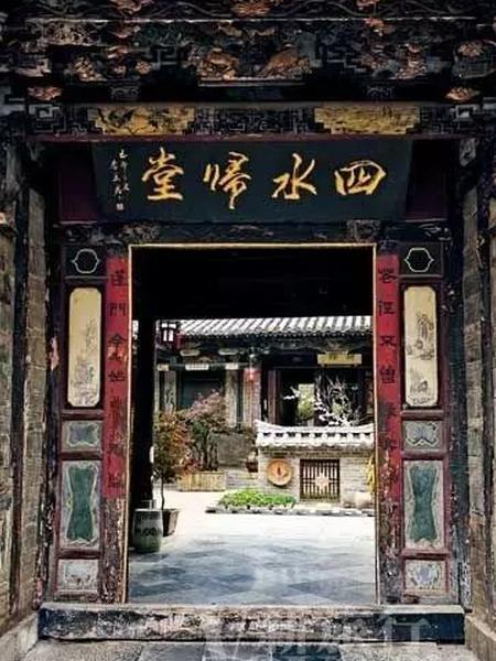 云南大山里藏着的建水古城,云南小城建水一座真正活着的古城