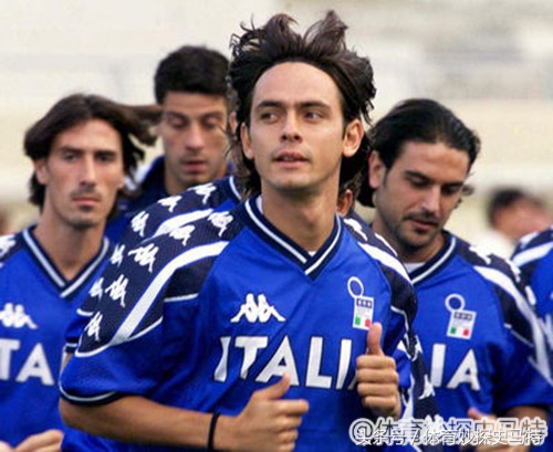 天下足球十年转瞬即逝,天下足球告别残酷的一年