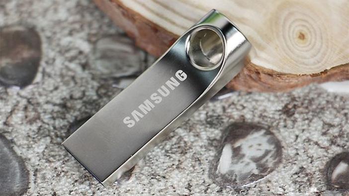 u盘读取但不可以写入,u盘读取不出来可以维修吗