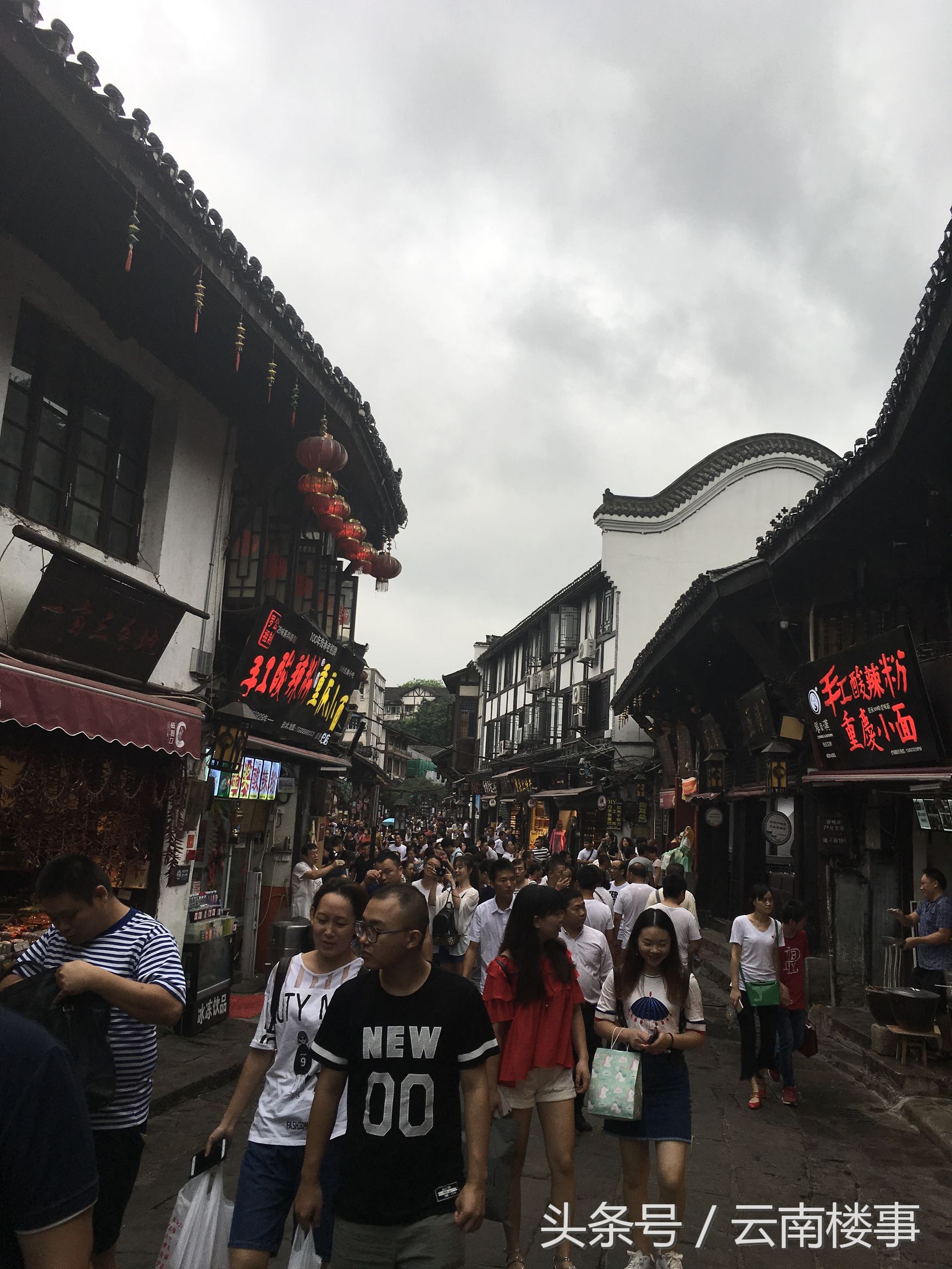 重庆融创白象街属于哪个区,昆明融创的现状