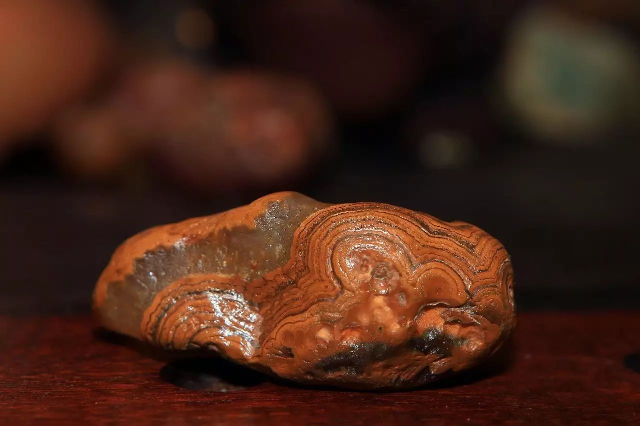 玛瑙属于什么类型的文玩,玛瑙属于什么物质