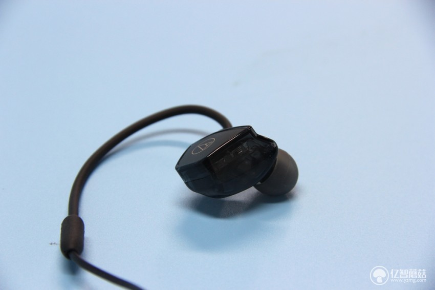 铁三角ath-eq300is评测,铁三角ath-ls200is和300is区别