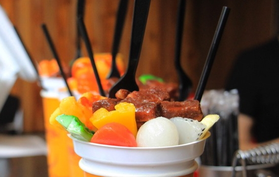 火爆微博的牛排杯来袭,是时候换个姿势吃牛排了