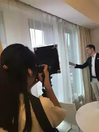 色温摄影灯,南冠led补光灯拍摄